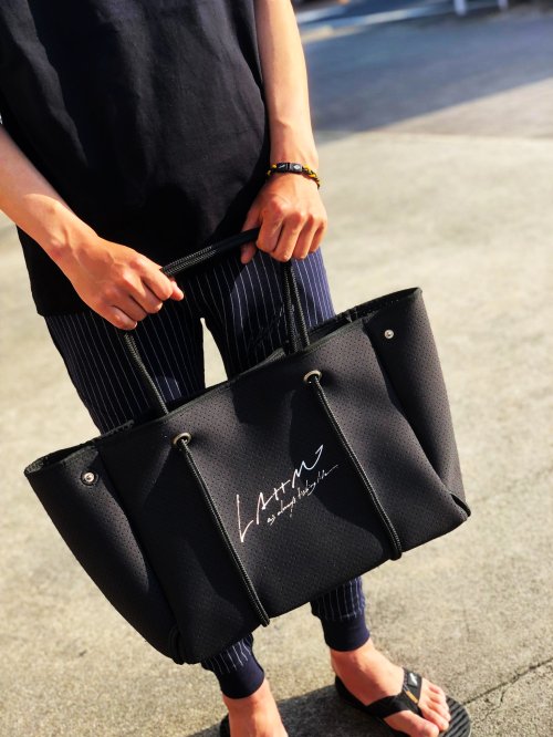 LAHM neoprene bag